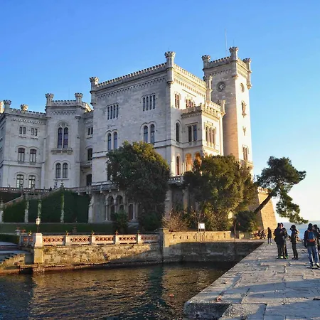 Trieste's House Superior Vendégház 3*
